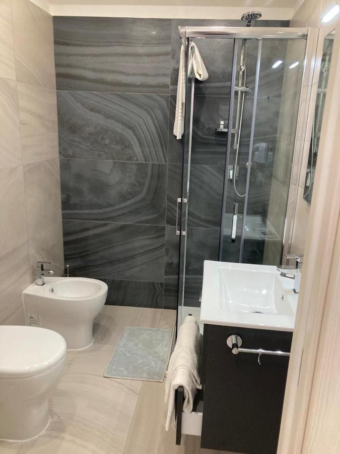 La Darsena Rooms Маргерита-ди-Савойя Экстерьер фото